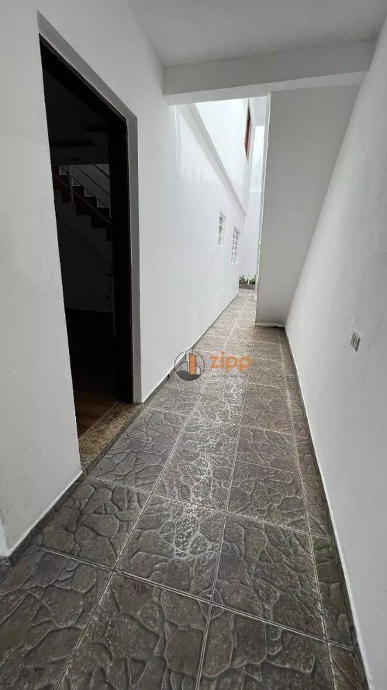 Sobrado à venda com 3 quartos, 130m² - Foto 5