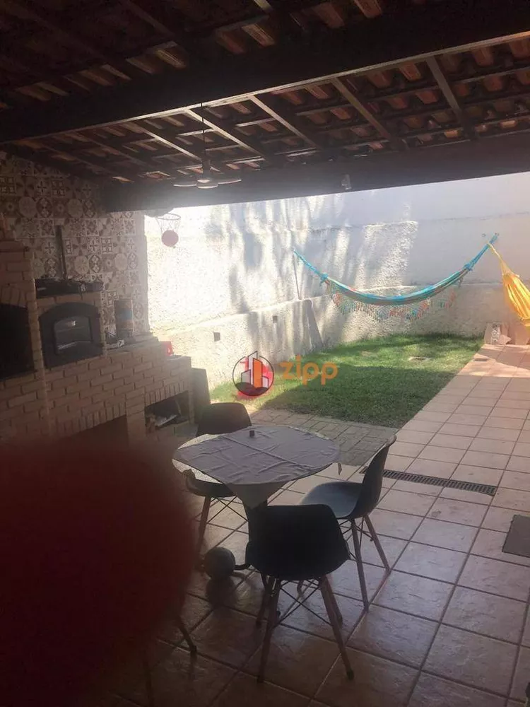 Sobrado à venda com 4 quartos, 245m² - Foto 5