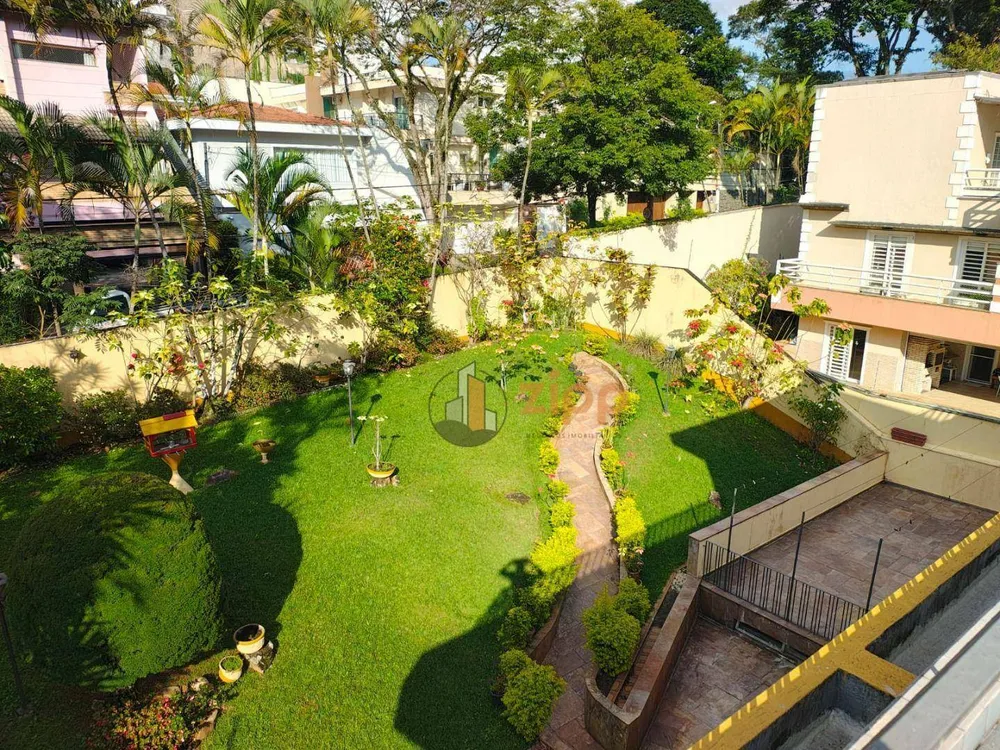 Sobrado, 3 quartos, 600 m² - Foto 1