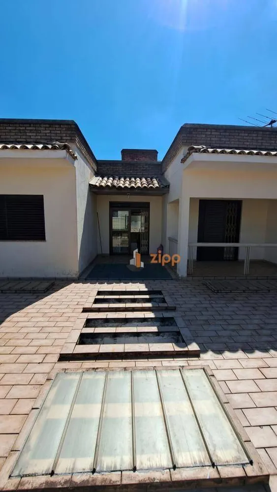 Sobrado, 5 quartos, 270 m² - Foto 1