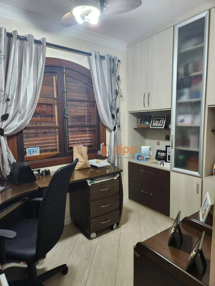 Casa, 4 quartos, 350 m² - Foto 9