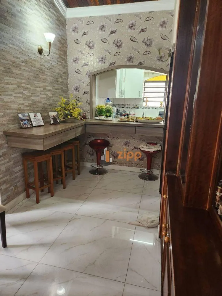 Casa, 4 quartos, 350 m² - Foto 4