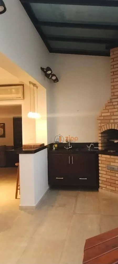 Cobertura, 3 quartos, 227 m² - Foto 8