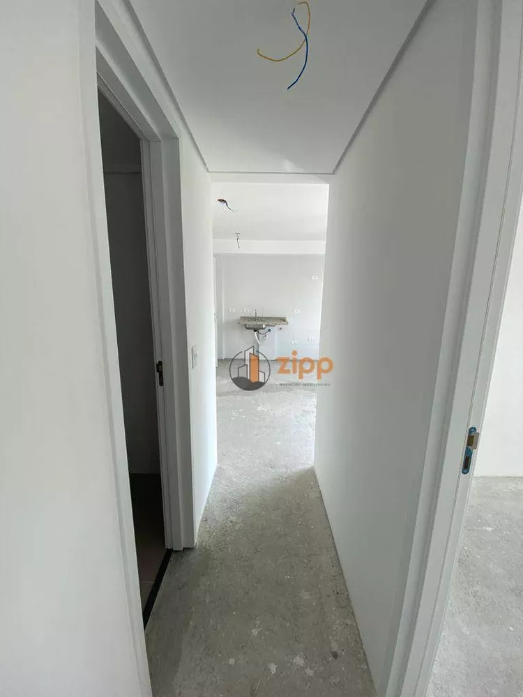 Apartamento à venda com 2 quartos, 38m² - Foto 4