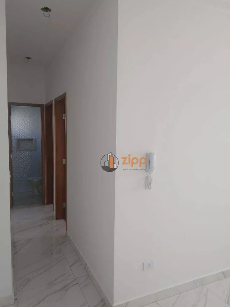 Apartamento à venda com 2 quartos, 42m² - Foto 3