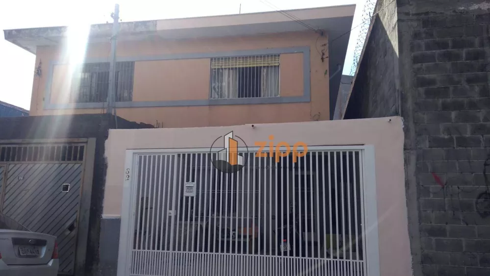 Sobrado à venda com 3 quartos, 102m² - Foto 1