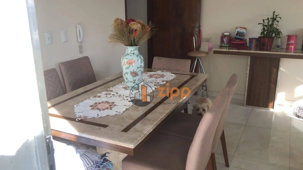 Sobrado, 3 quartos, 178 m² - Foto 2