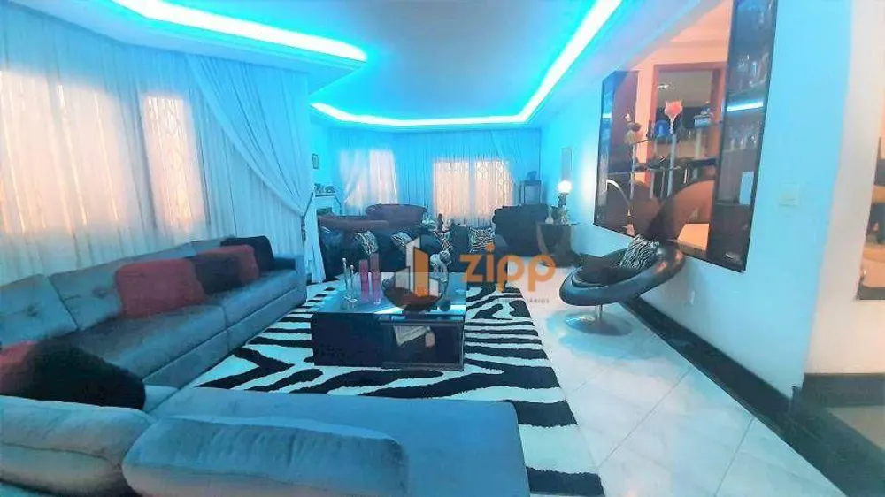 Sobrado, 4 quartos, 420 m² - Foto 1