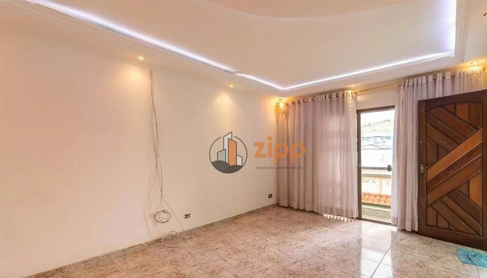 Sobrado à venda com 3 quartos, 250m² - Foto 2