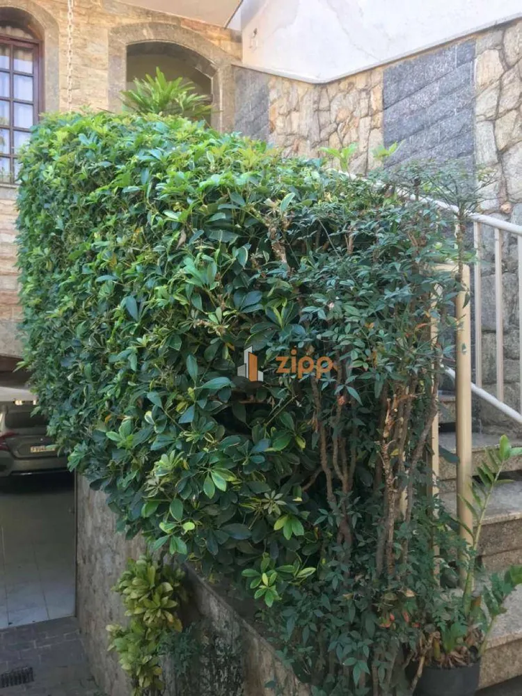 Sobrado, 3 quartos, 229 m² - Foto 2