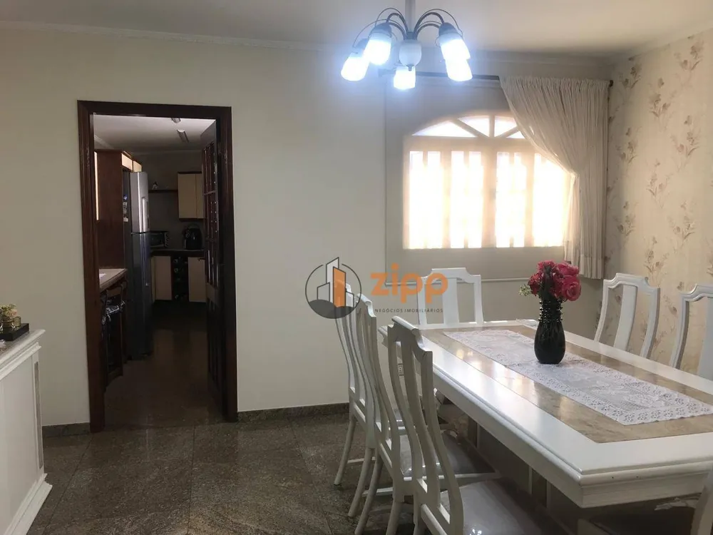 Sobrado, 3 quartos, 229 m² - Foto 1