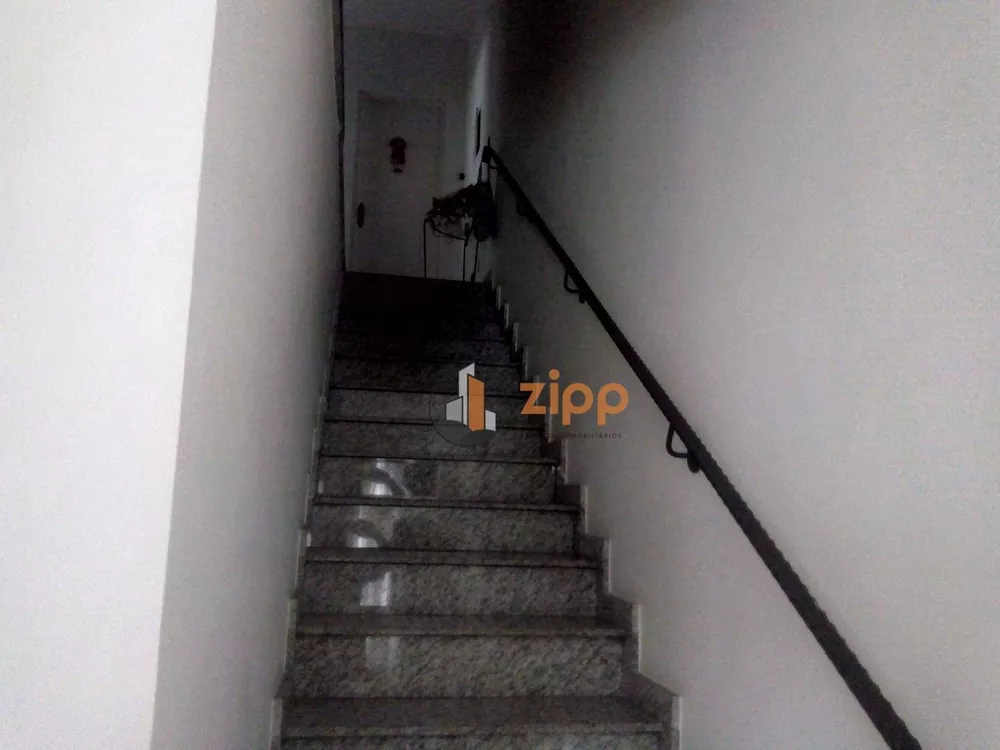 Sobrado, 4 quartos, 220 m² - Foto 2