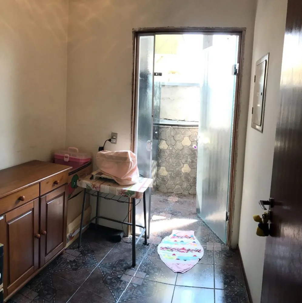 Sobrado, 4 quartos, 243 m² - Foto 2