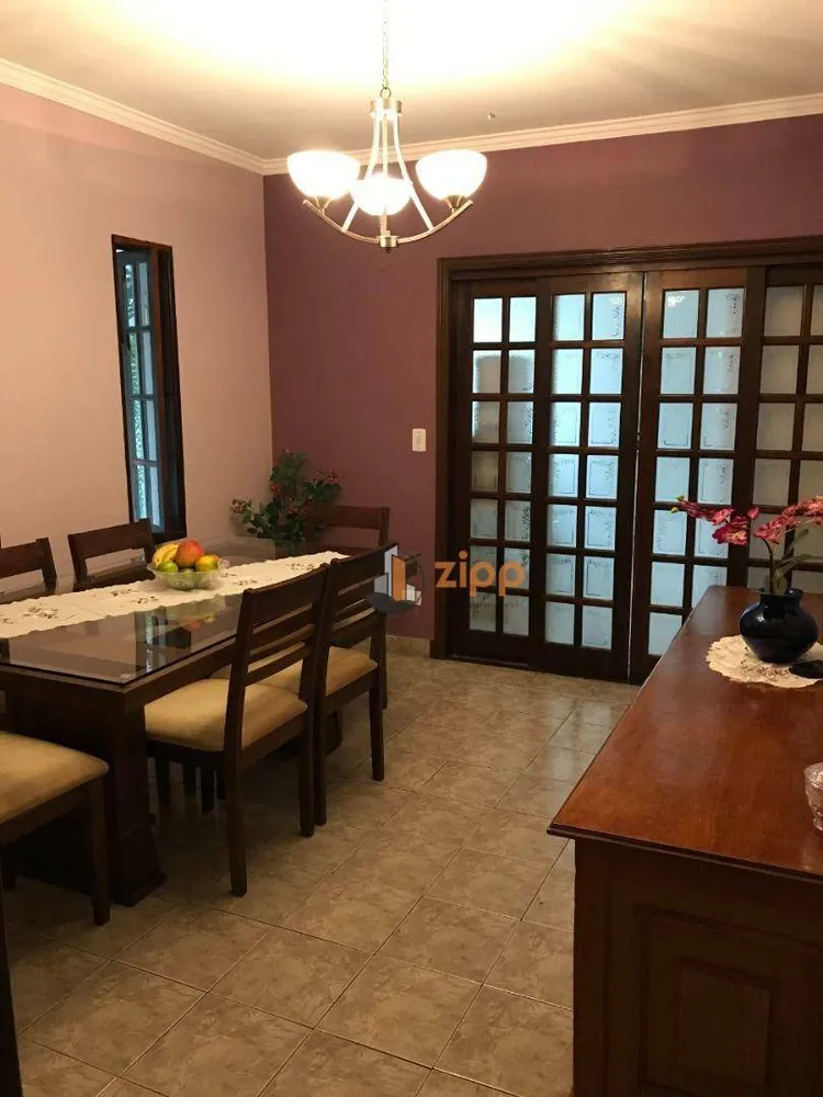 Sobrado, 4 quartos, 243 m² - Foto 2