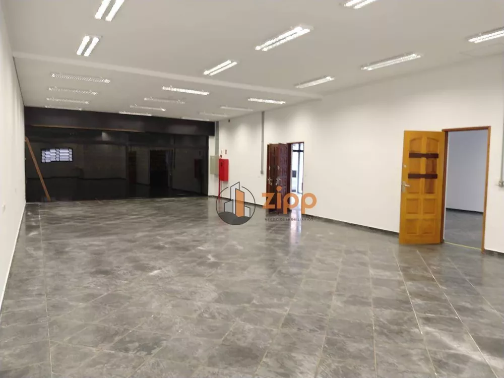 Prédio Inteiro para alugar, 924m² - Foto 1