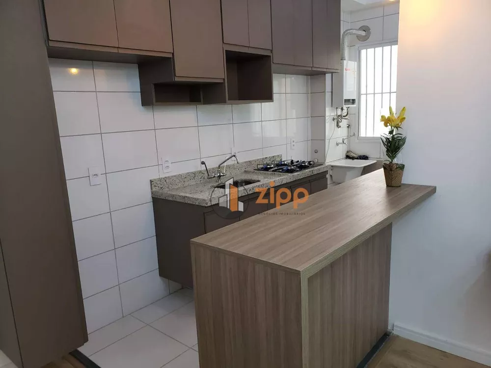 Apartamento à venda com 2 quartos, 42m² - Foto 4