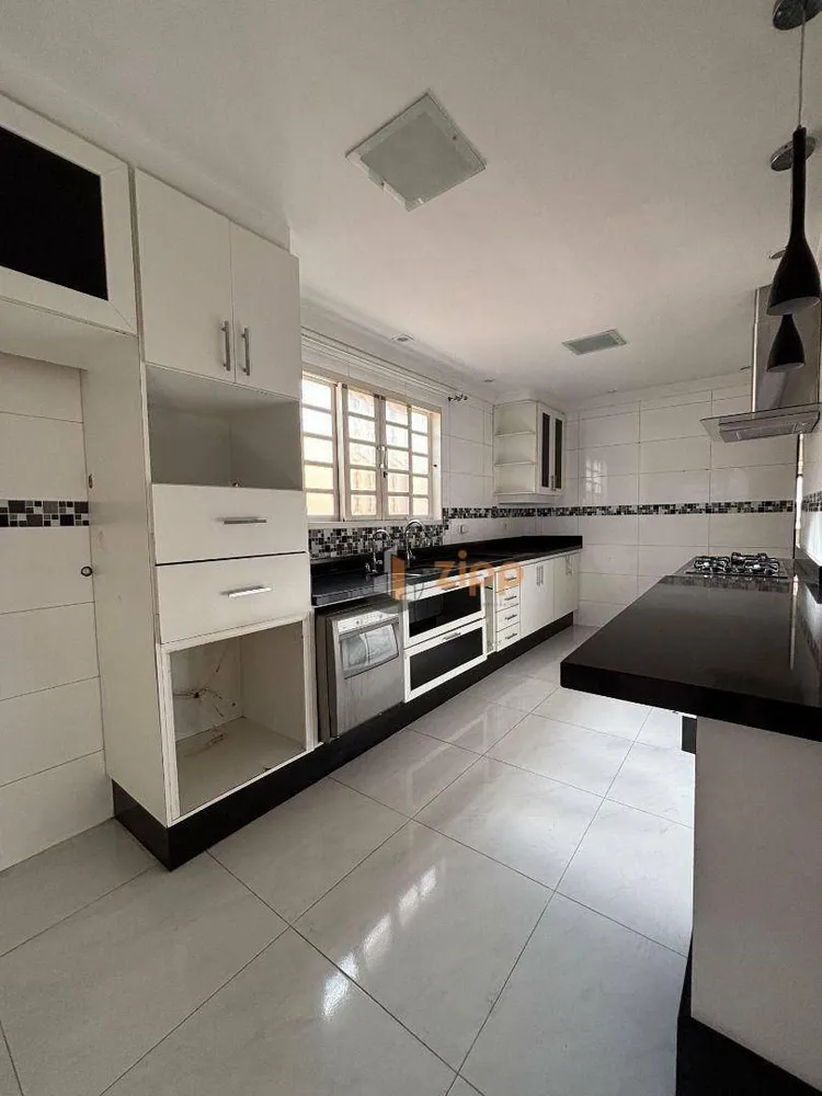 Sobrado, 3 quartos, 103 m² - Foto 2