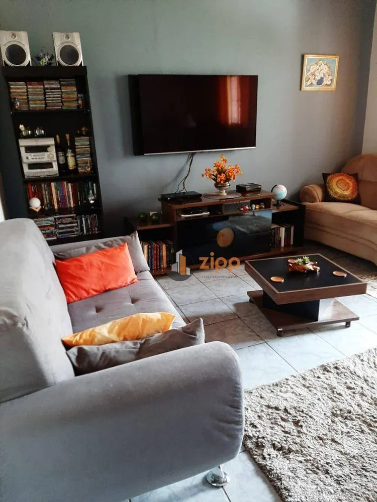 Casa, 2 quartos, 410 m² - Foto 1