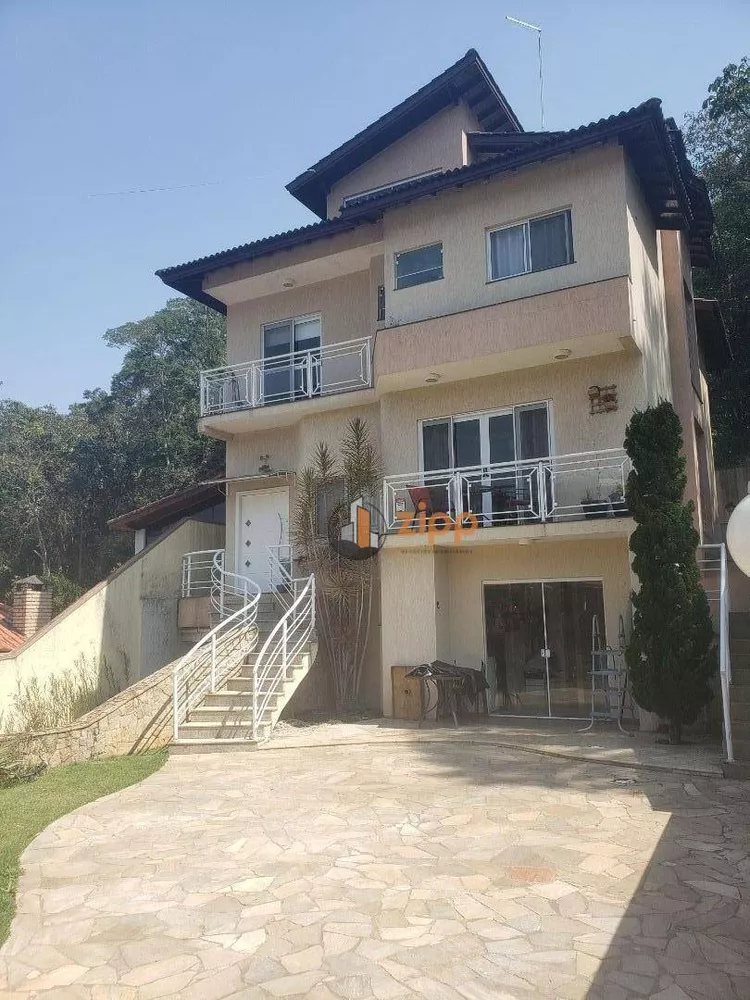 Sobrado à venda com 3 quartos, 350m² - Foto 1