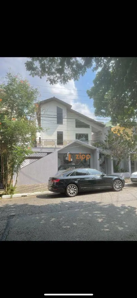 Sobrado, 3 quartos, 236 m² - Foto 1