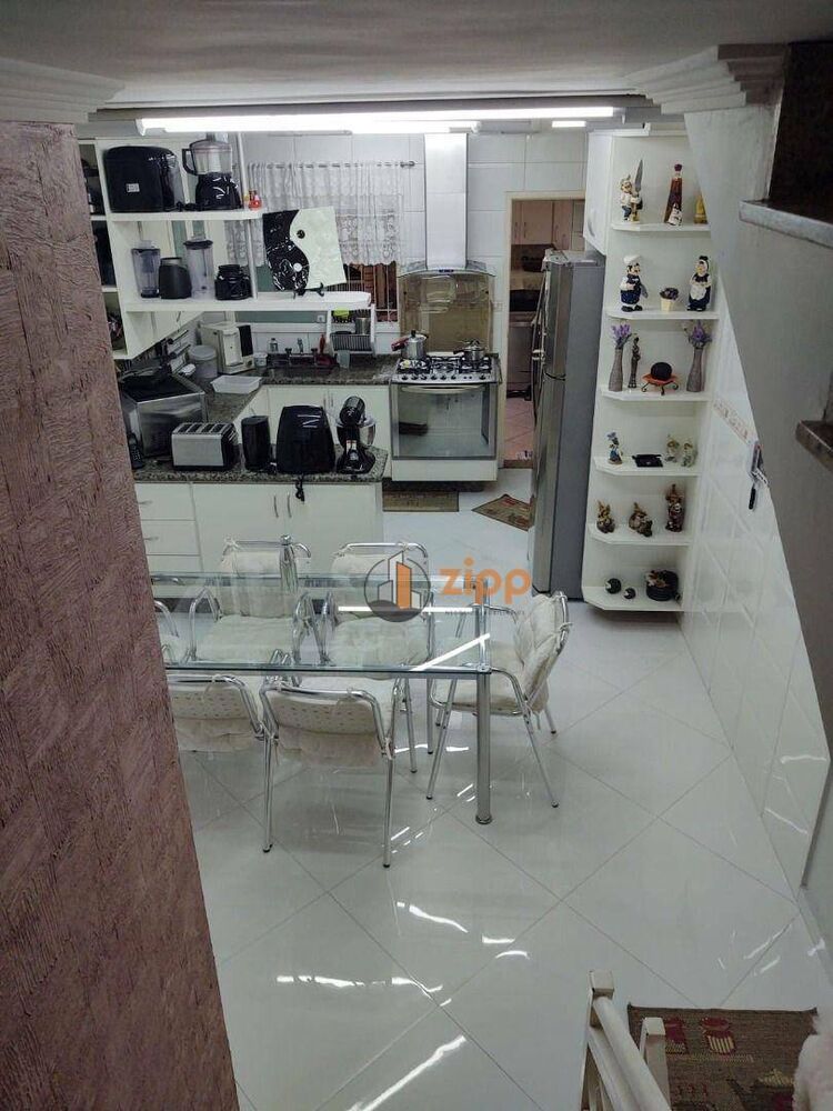 Sobrado, 3 quartos, 200 m² - Foto 2