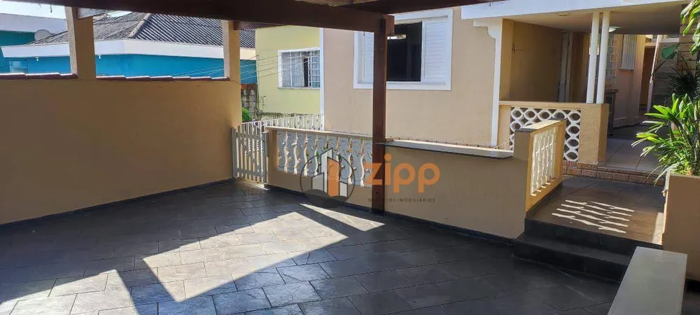 Casa, 3 quartos, 250 m² - Foto 9
