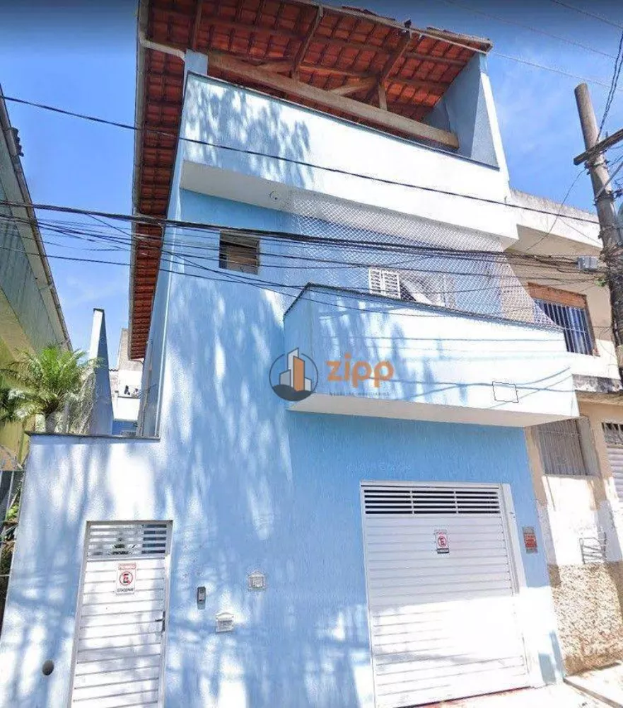 Sobrado à venda com 3 quartos, 200m² - Foto 1