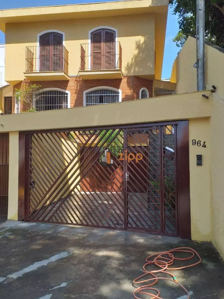 Sobrado à venda com 3 quartos, 152m² - Foto 1