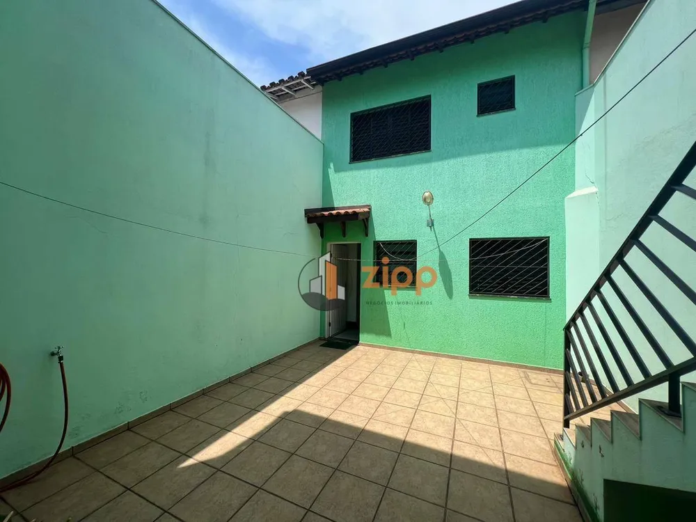 Sobrado, 4 quartos, 200 m² - Foto 1