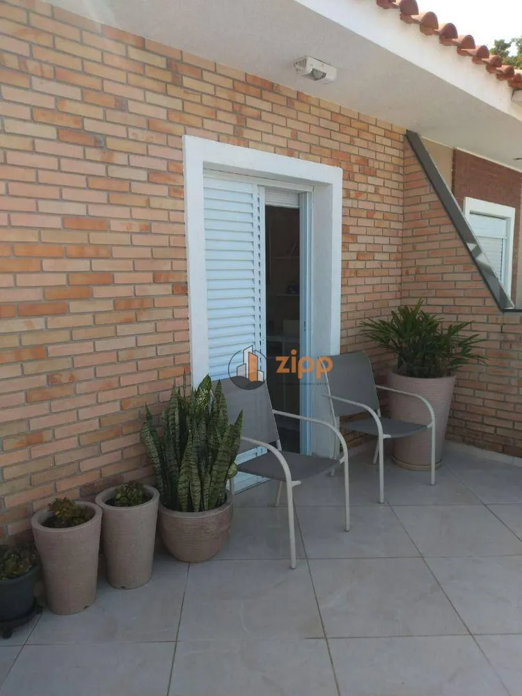 Sobrado, 3 quartos, 350 m² - Foto 1