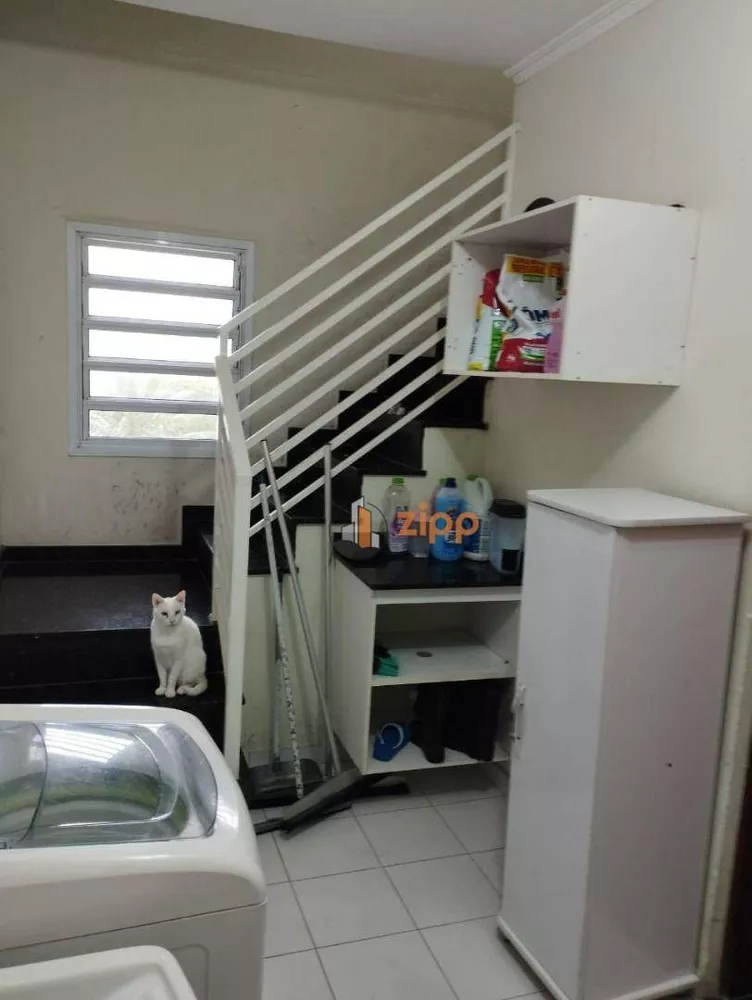 Sobrado à venda com 4 quartos, 400m² - Foto 8