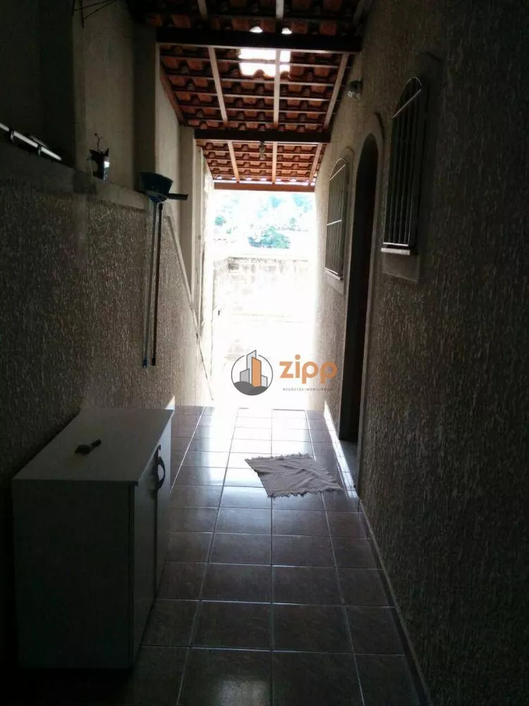 Sobrado à venda com 3 quartos, 205m² - Foto 5