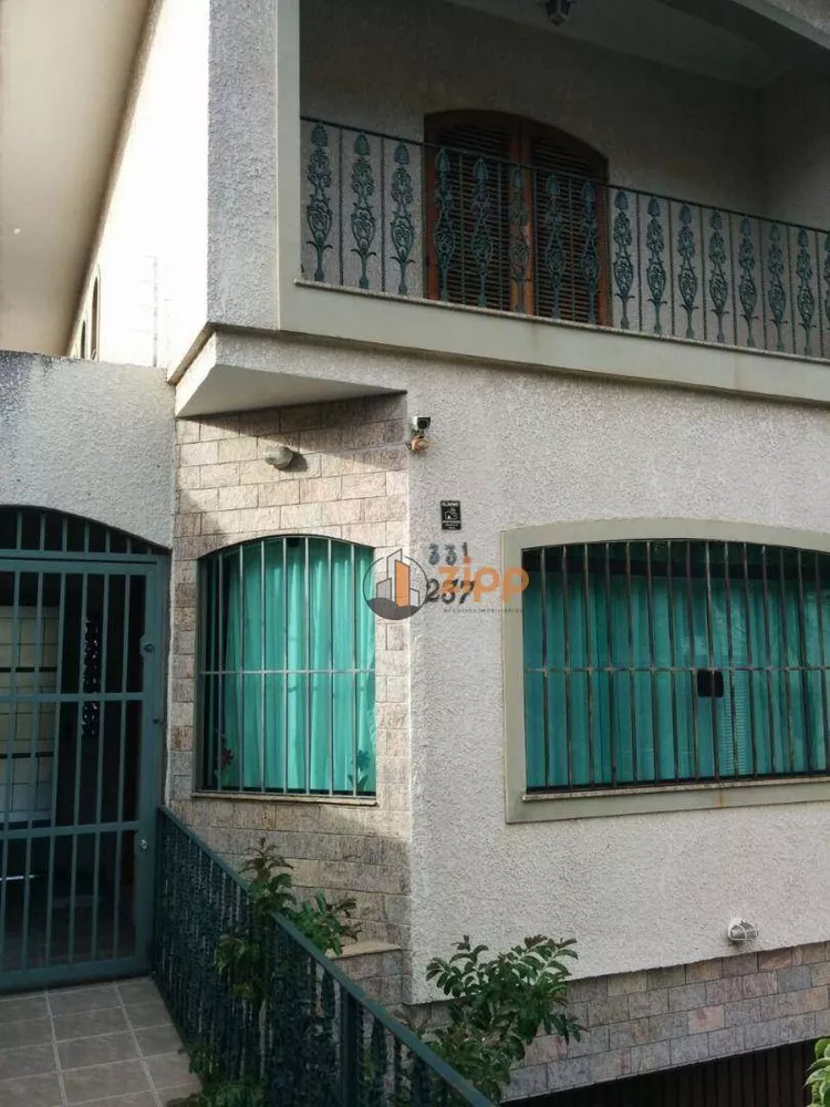 Sobrado à venda com 3 quartos, 205m² - Foto 1