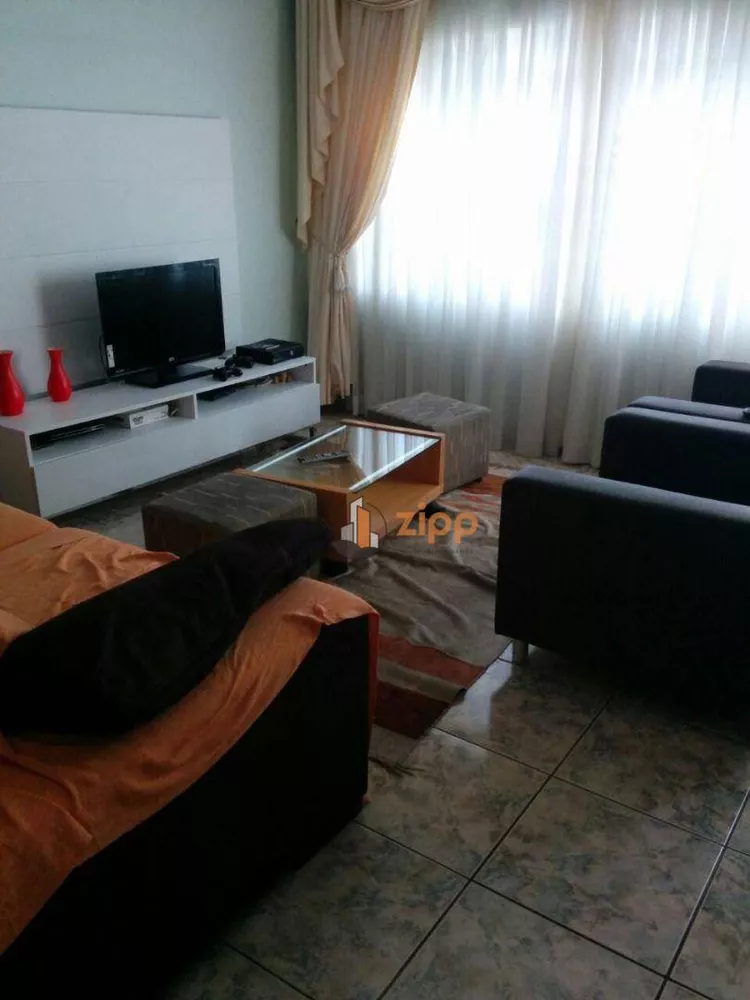 Sobrado à venda com 3 quartos, 205m² - Foto 2