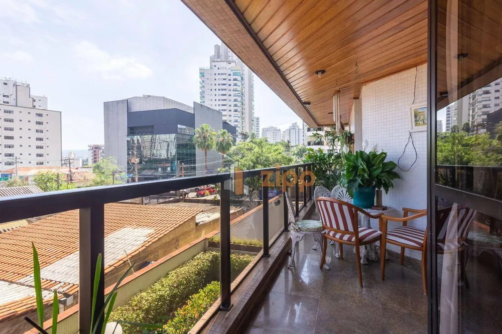 Apartamento, 3 quartos, 146 m² - Foto 1