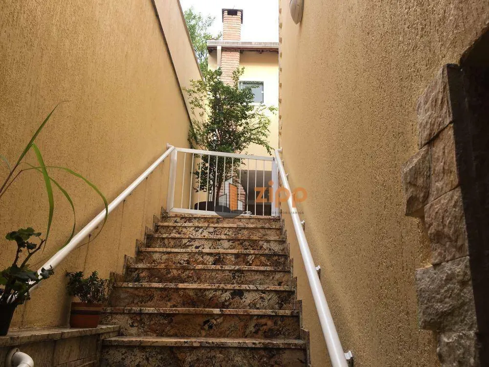 Sobrado, 4 quartos, 250 m² - Foto 2
