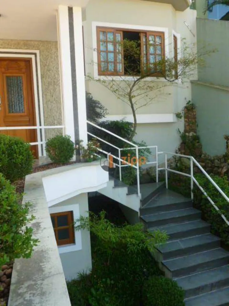 Sobrado, 3 quartos, 272 m² - Foto 2