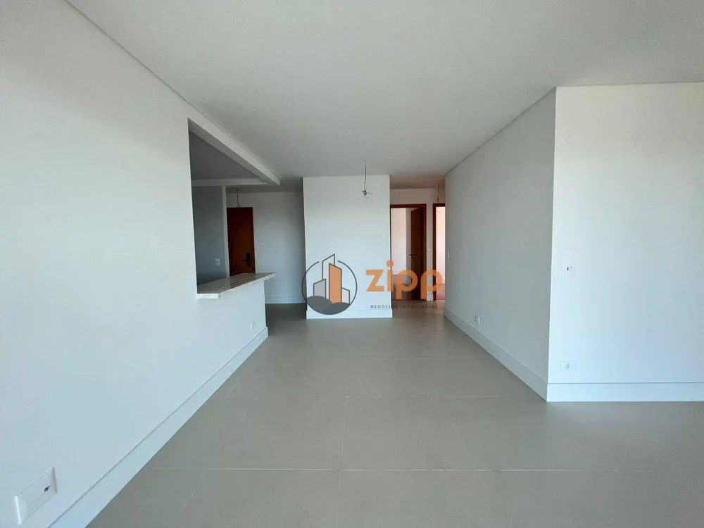 Apartamento, 3 quartos, 120 m² - Foto 2