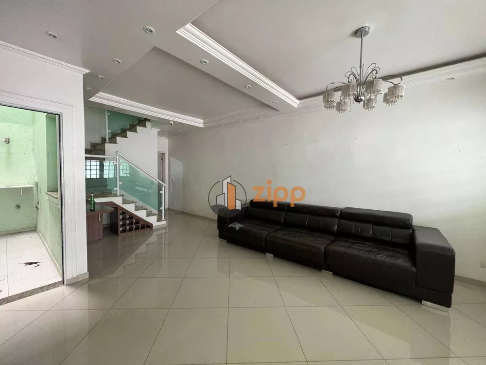 Sobrado à venda com 3 quartos, 250m² - Foto 2