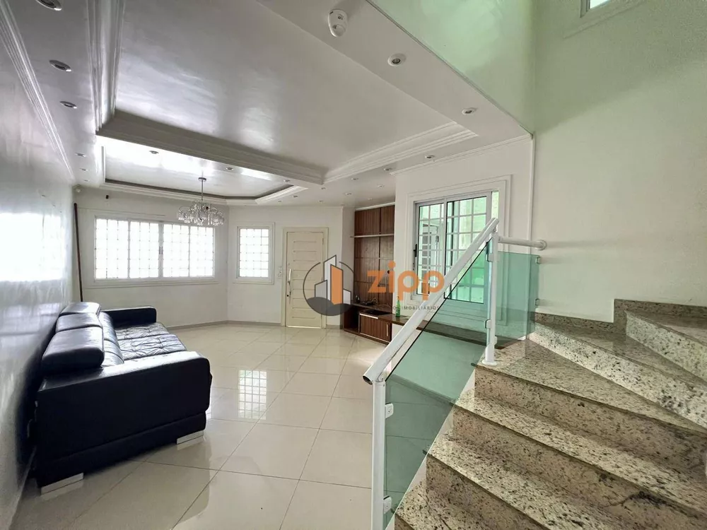 Sobrado à venda com 3 quartos, 250m² - Foto 4