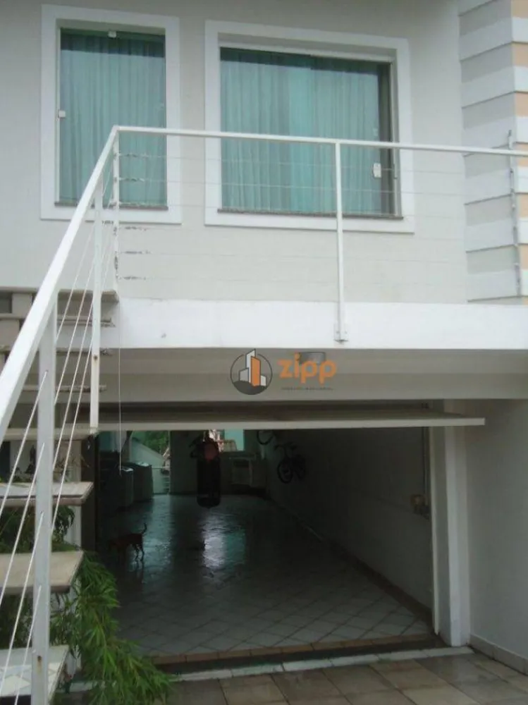 Sobrado, 3 quartos, 220 m² - Foto 1