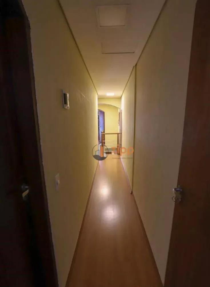 Sobrado à venda com 4 quartos, 220m² - Foto 3