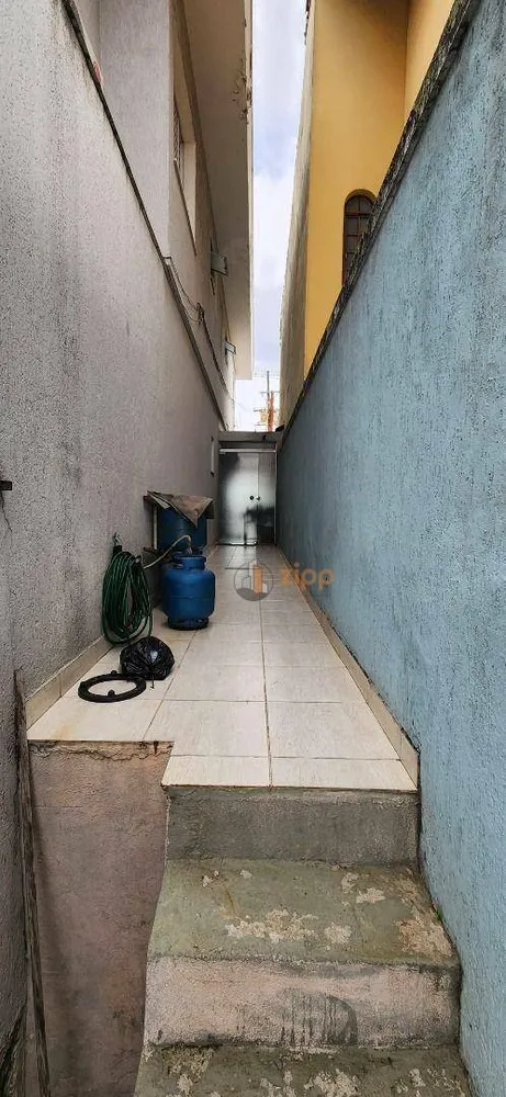 Sobrado, 3 quartos, 180 m² - Foto 1