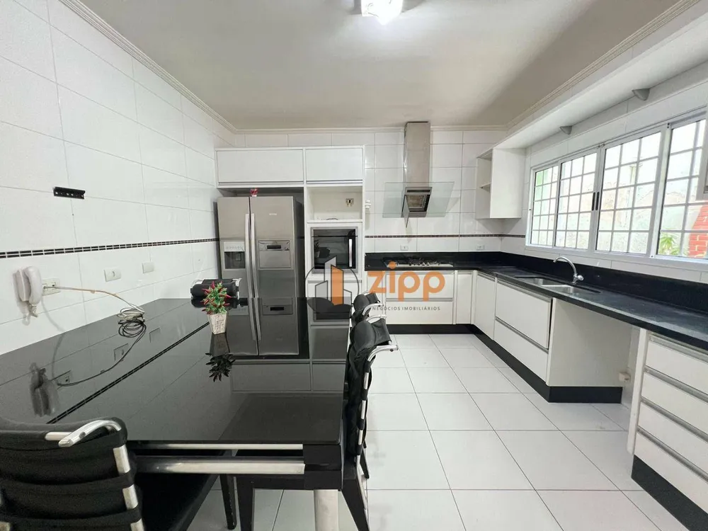 Sobrado, 3 quartos, 250 m² - Foto 3