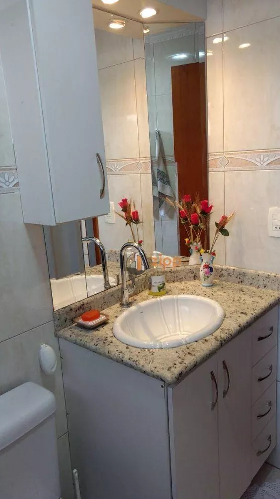 Apartamento à venda com 2 quartos, 60m² - Foto 4