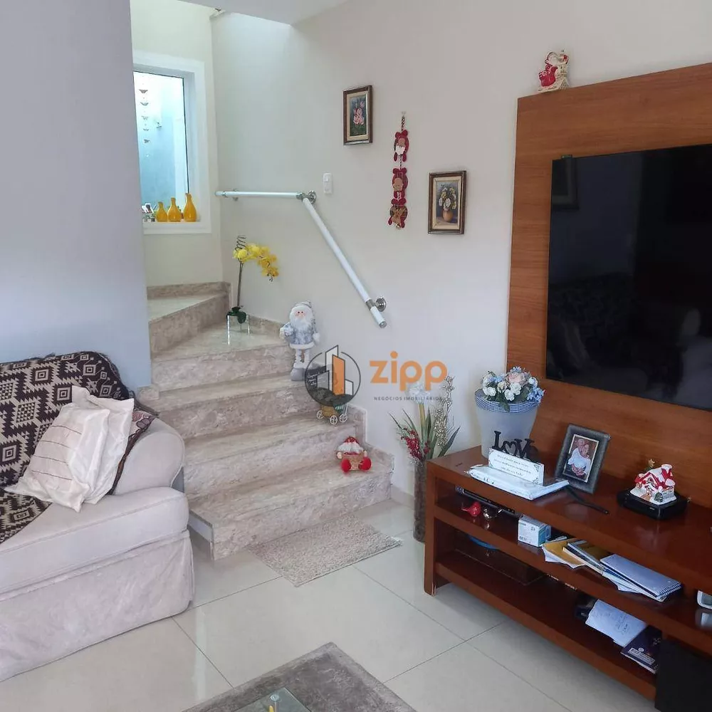 Sobrado à venda com 3 quartos, 210m² - Foto 4