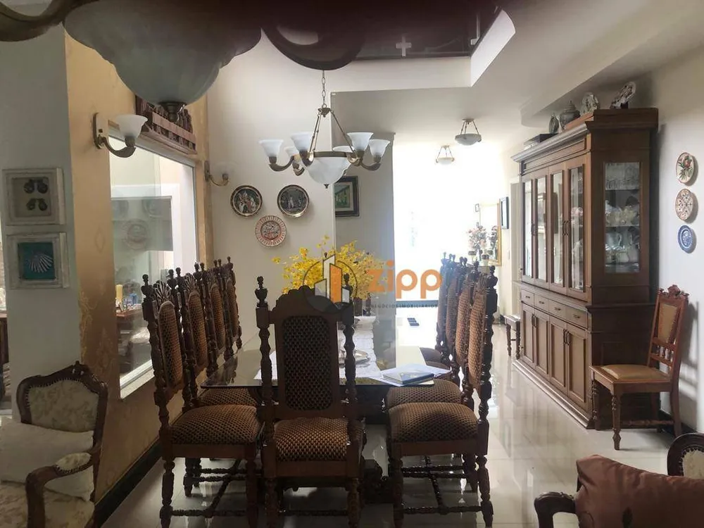 Sobrado, 4 quartos, 330 m² - Foto 1