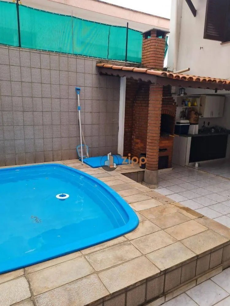 Casa, 3 quartos, 255 m² - Foto 3