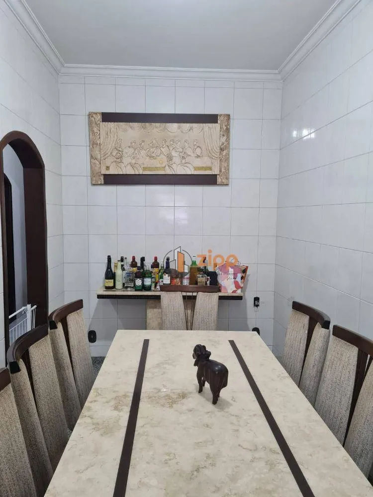 Casa, 3 quartos, 255 m² - Foto 7