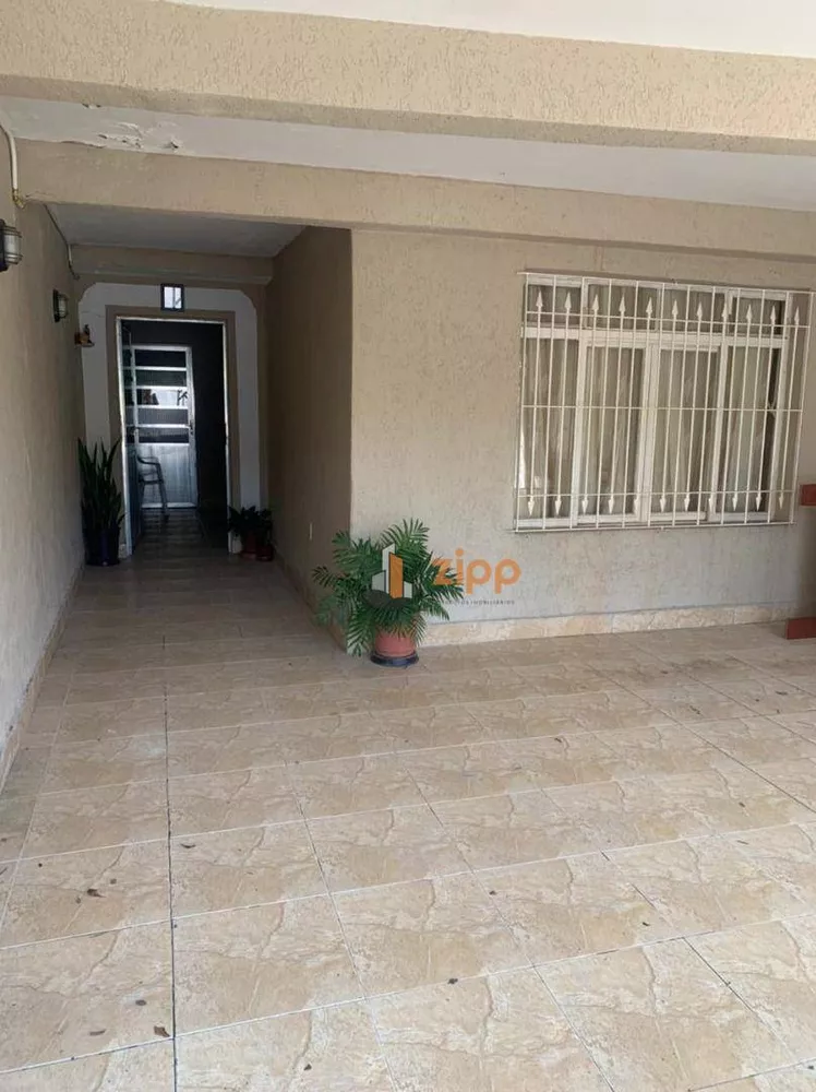 Sobrado à venda com 3 quartos, 100m² - Foto 2